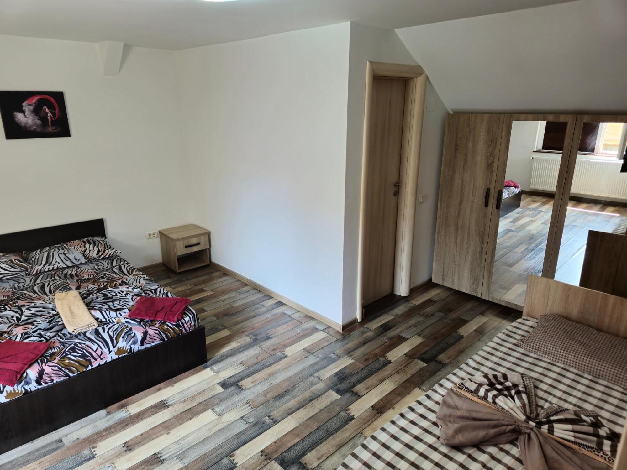 Apartamente De Inchiriat Lucky House Brașov Exterior foto
