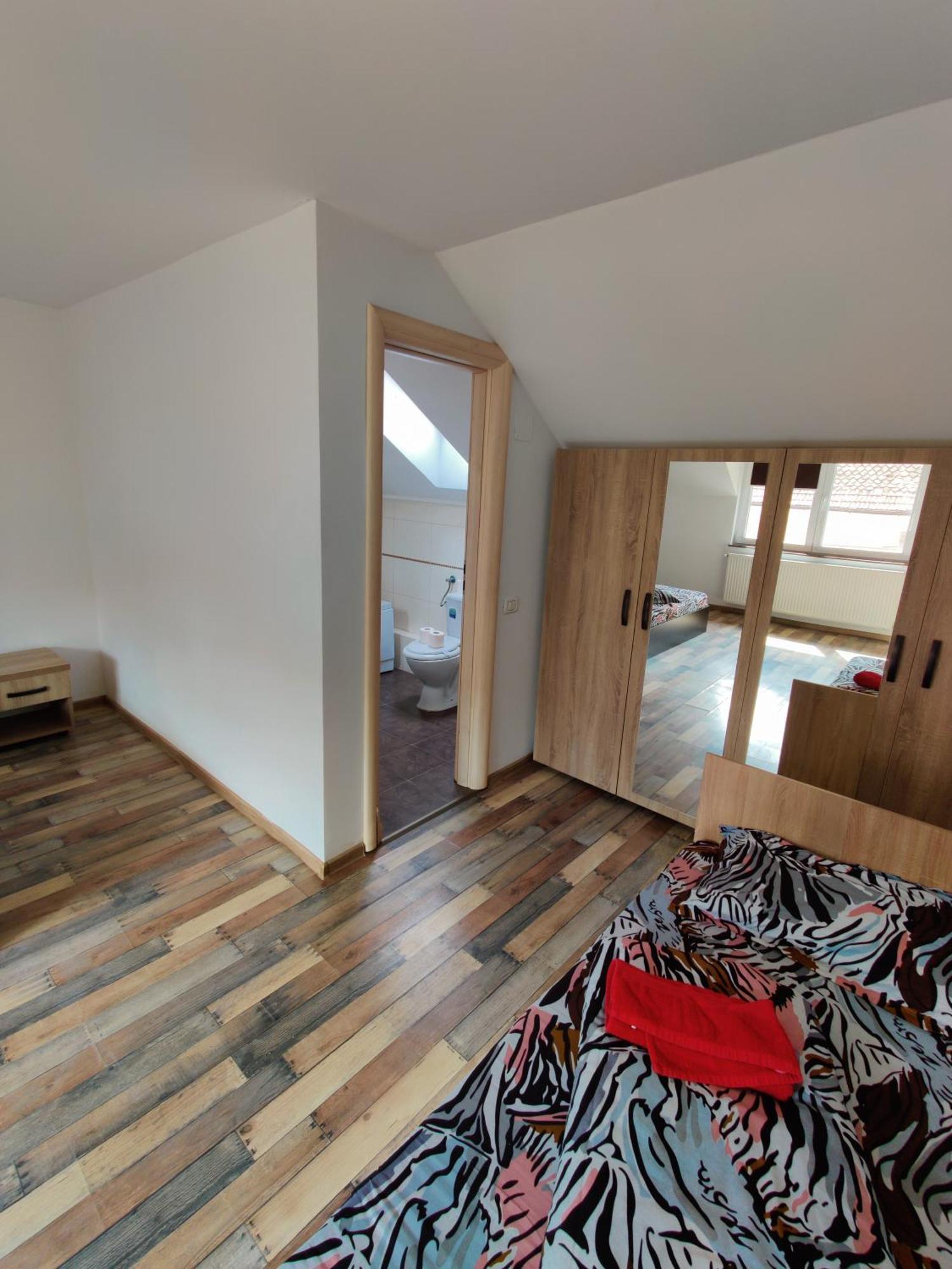 Apartamente De Inchiriat Lucky House Brașov Exterior foto